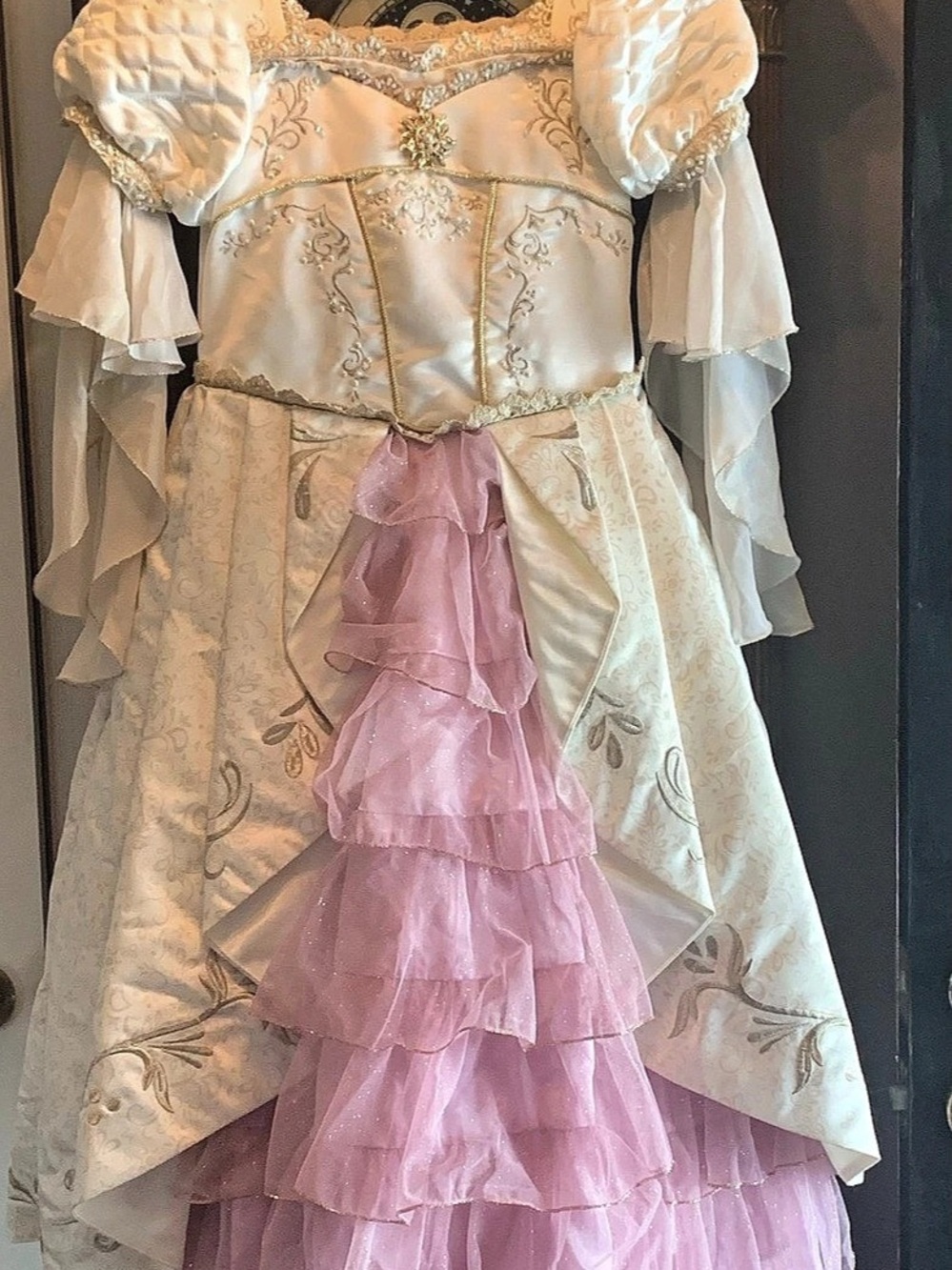 Disney Signature Cruise 🚢line Princess Gown Rapunzel . Bought from Bippidi Boppi
